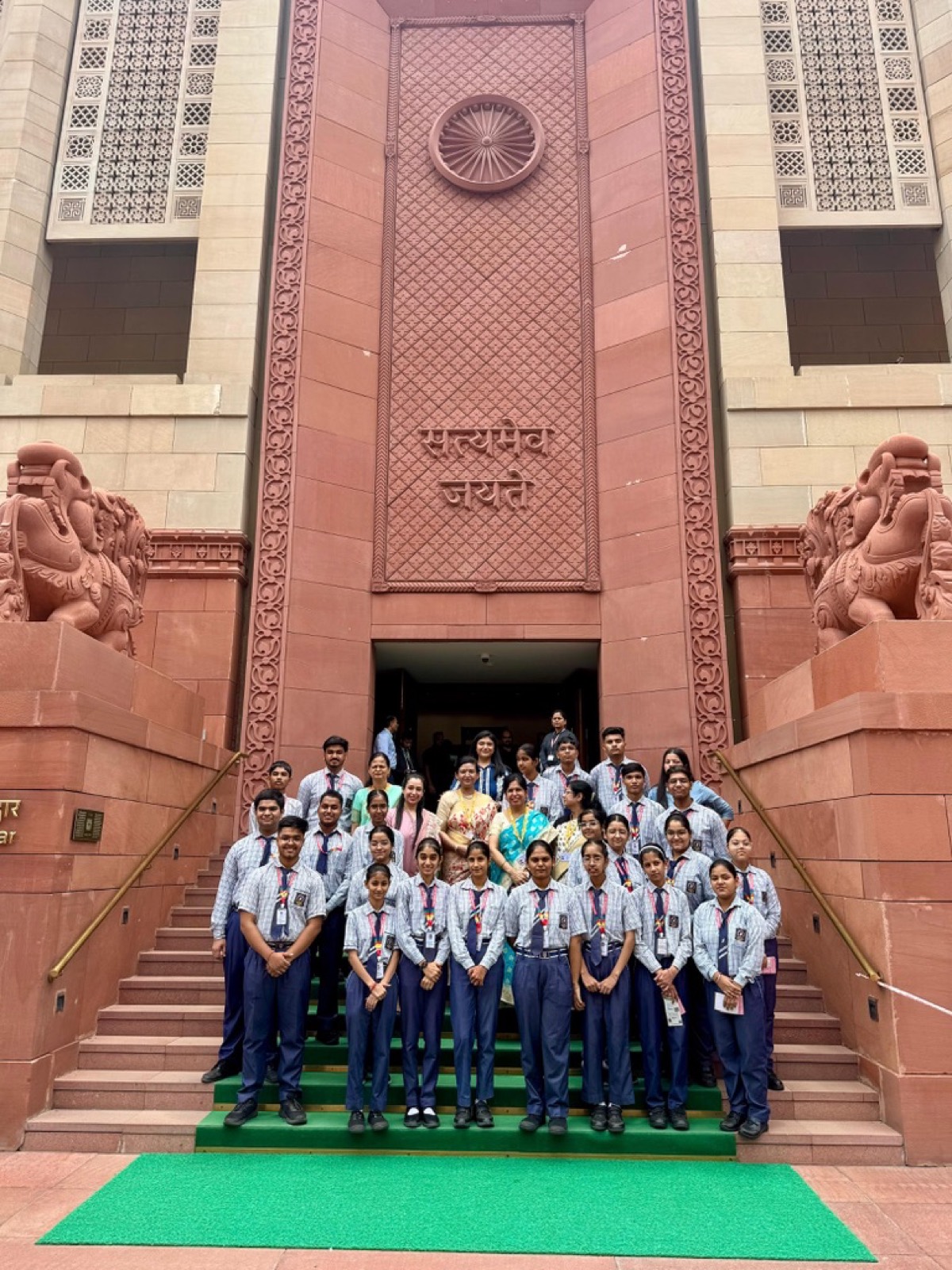 Students of Jyoti Model Sr. Secondary School on their visit to the Parliament of India